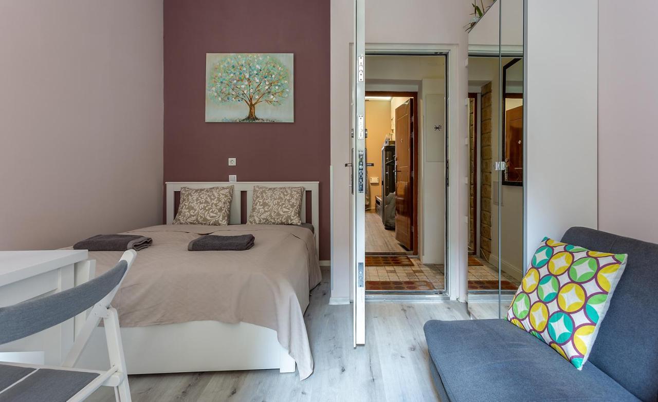 Goldcentral Apartments Akacfa Studios Budapest Luaran gambar